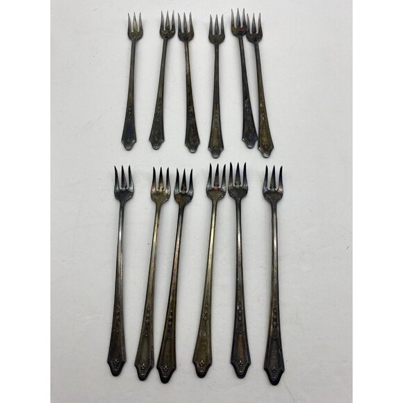 12 Oneida Community Made Tudor Silverplate Duchess‎ Seafood Cocktail Forks 1923 - Picture 8 of 12
